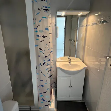 Primavera Agreable T2 Avec Piscine Richelieu Cap D'agde