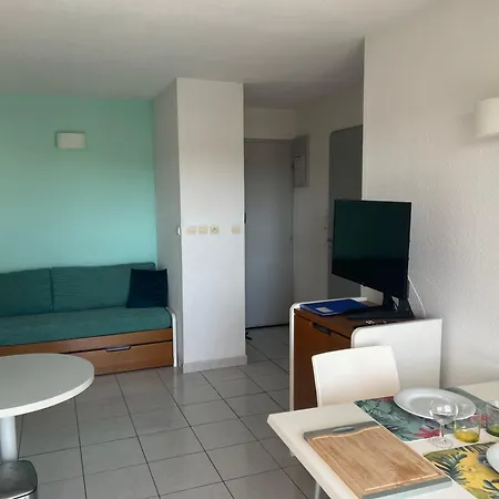 Primavera Agreable T2 Avec Piscine Richelieu Cap D'agde Агд