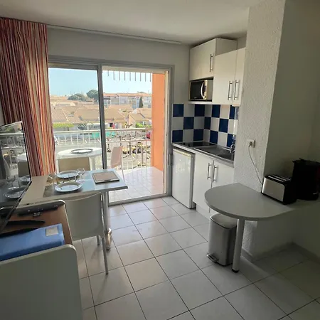 Primavera Agreable T2 Avec Piscine Richelieu Cap D'agde Агд